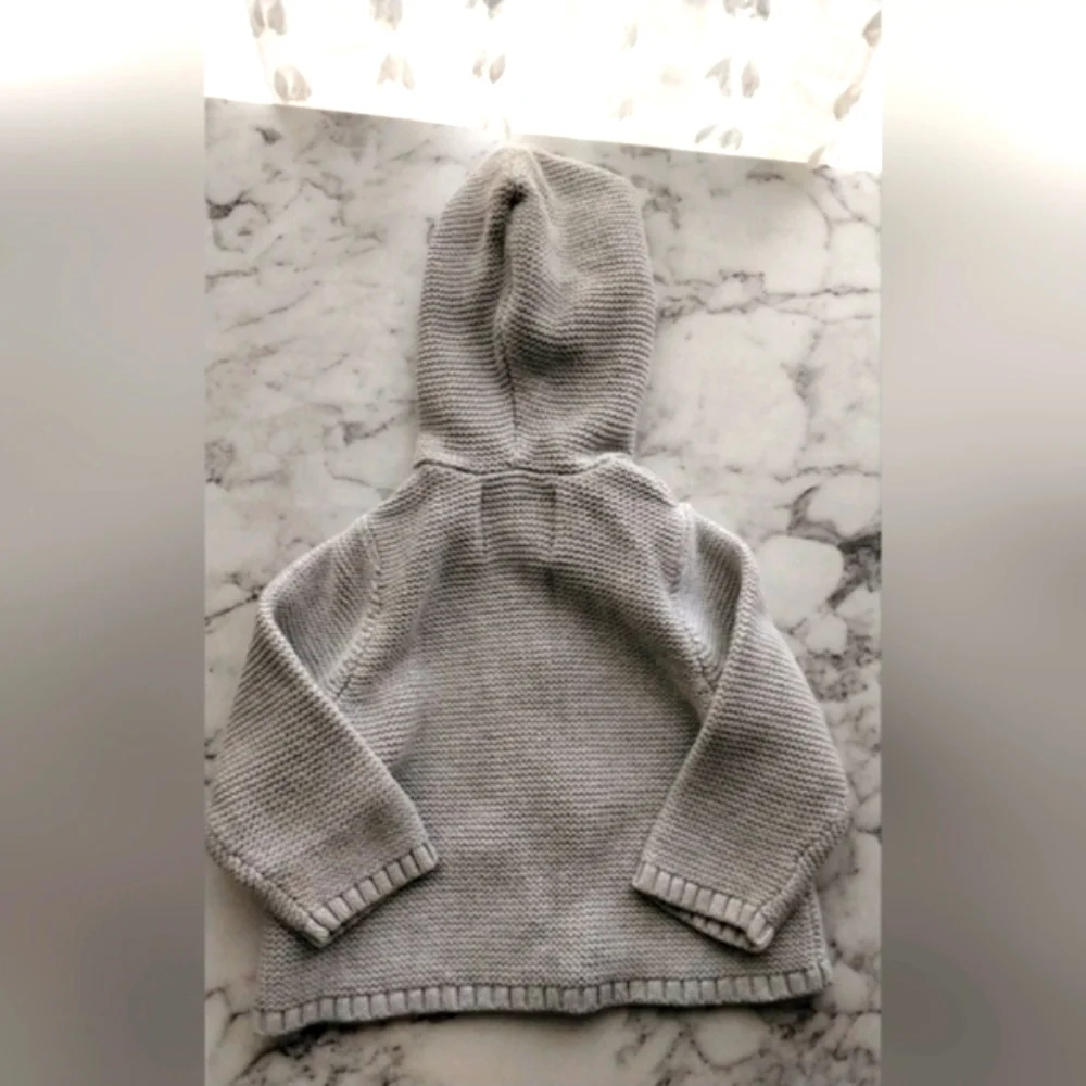Old Navy‎ Baby Hooded Sweater - Picture 3 of 10